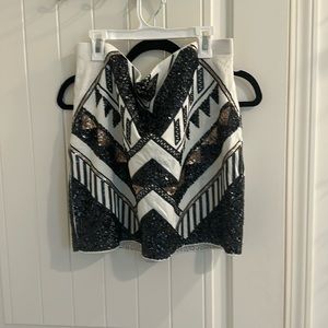 Gem of a skirt . Express large